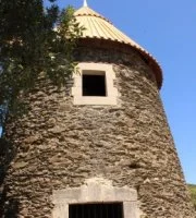Les Moulins