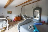 La Maison Flamant Claire Jackson Chambre Romarin b &copy; Kerry Morgan 2021